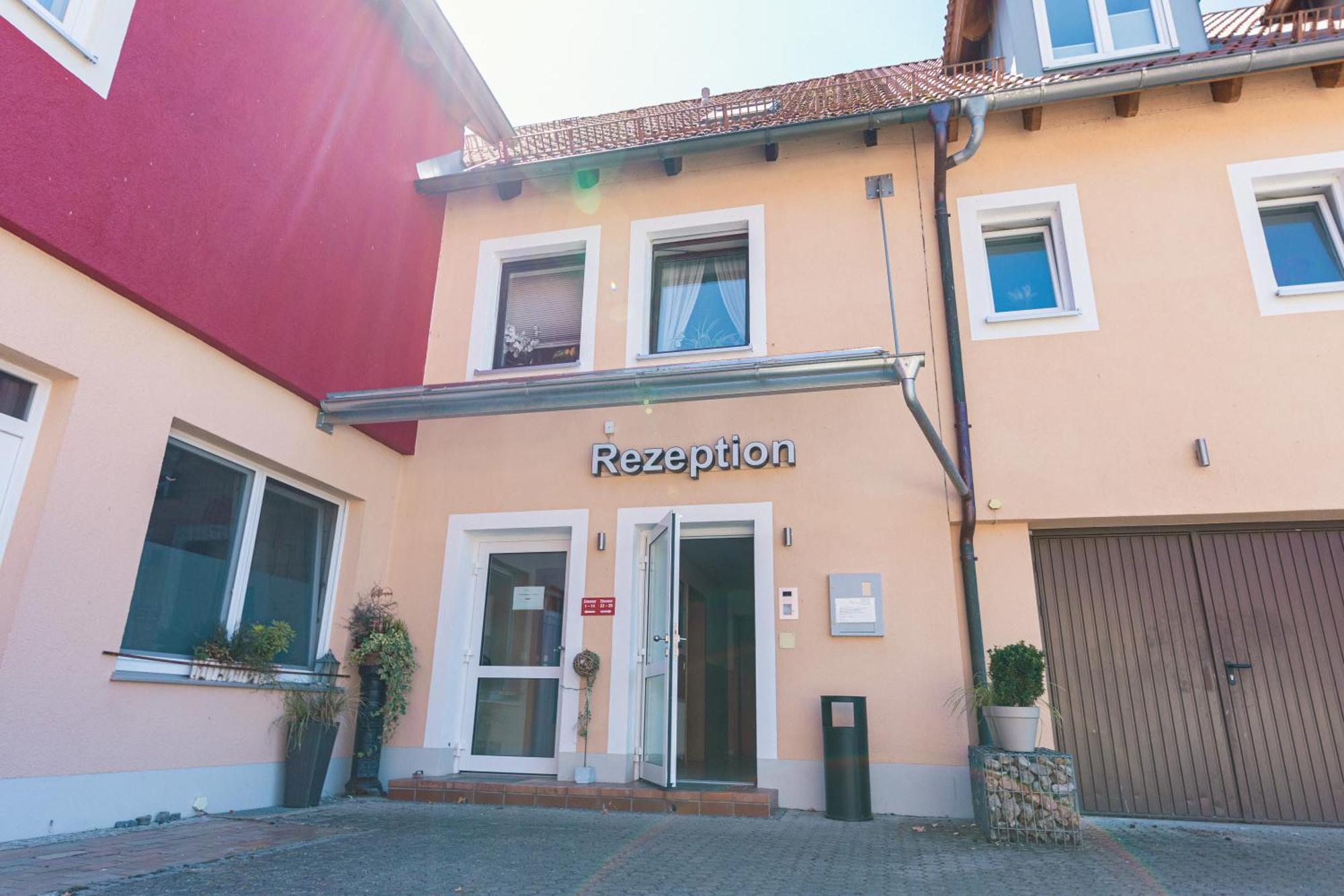 Fruehstueckspension Spitzauer Nittendorf Kültér fotó